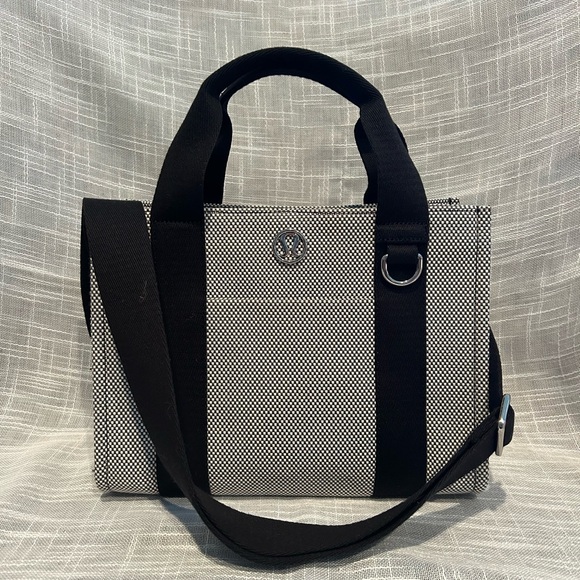 Lululemon Athletica Black and White Tote Bag - Picture 3 of 7